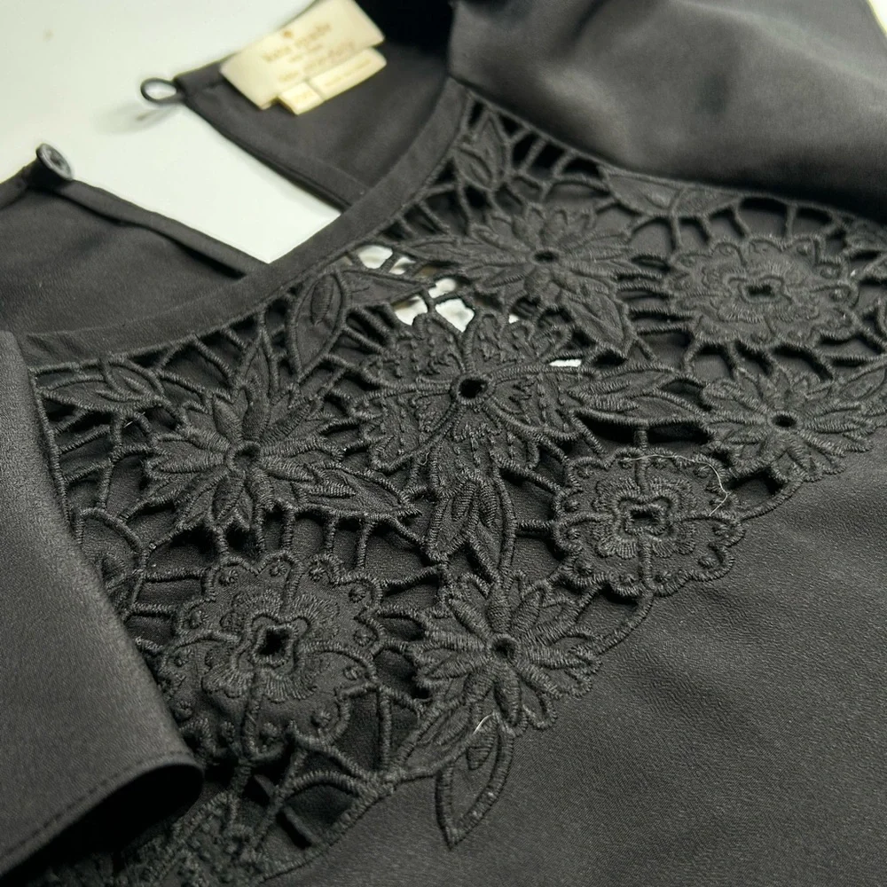 Kate Spade Flutter Sleeve Top Size XXS Black‎ Crochet Front Frilly Feminine